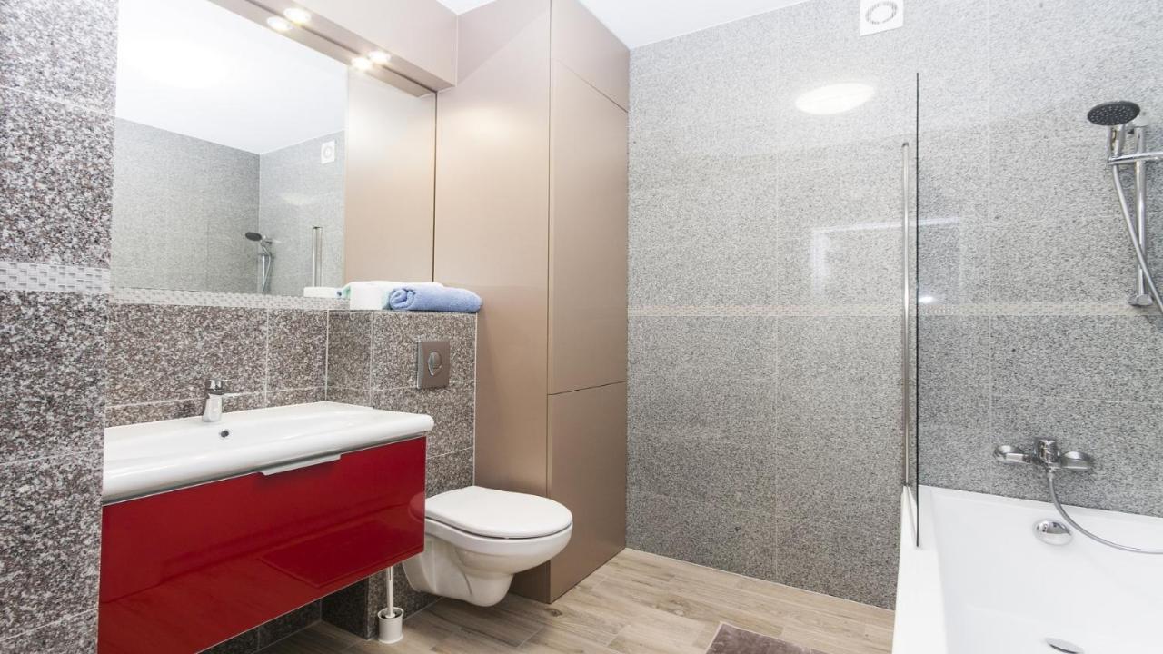 Lesna Dreams Apartament ポビエロボ エクステリア 写真