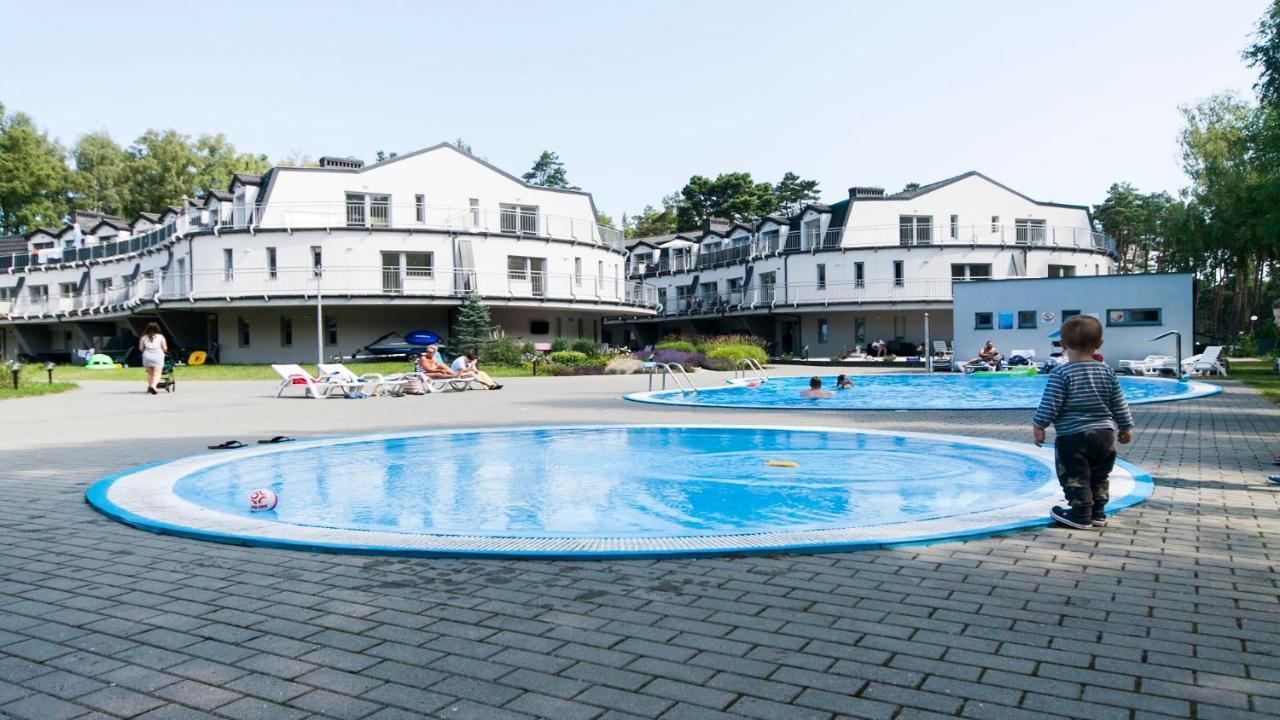 Lesna Dreams Apartament ポビエロボ エクステリア 写真