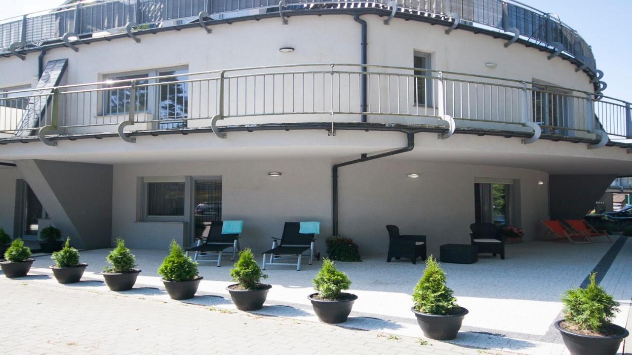 Lesna Dreams Apartament ポビエロボ エクステリア 写真